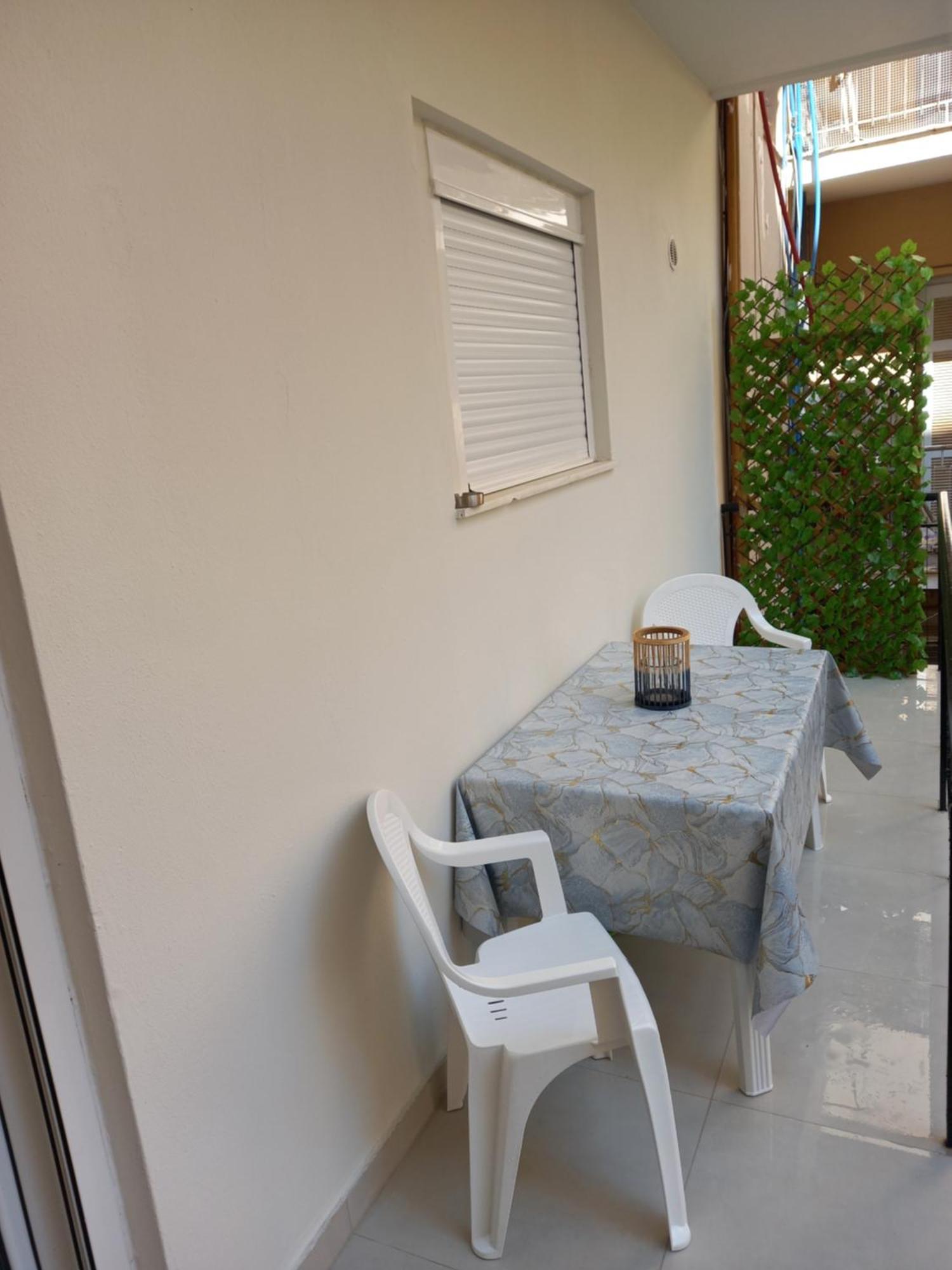Siesta Apartment Kalamata Exterior photo
